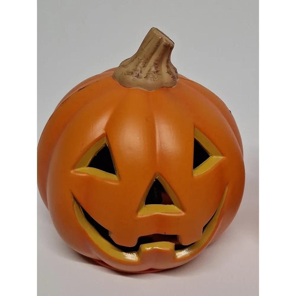 Haunted Heap (Halloween Bundle) 5 items - Lighted Jack-o'- Lanterns, etc. 🎃
